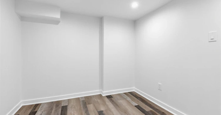 Basement-10 Hartley Avenue, Toronto, ON, M6E 4E6 - 16