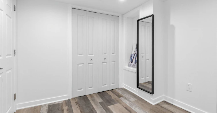 Basement-10 Hartley Avenue, Toronto, ON, M6E 4E6 - 17