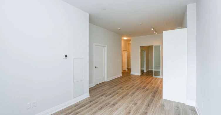 508-430 Square One Drive E, Mississauga, ON, L5B 0L6 - 16