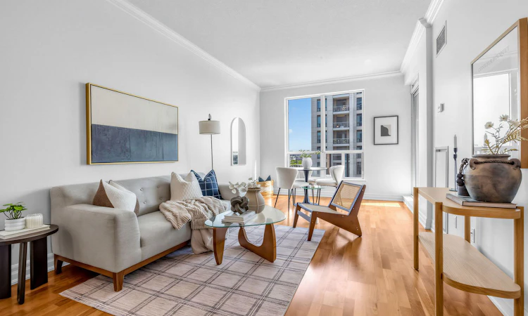 1202-2087 Lake Shore Boulevard W