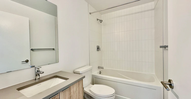1110-1660 Bloor Street, Toronto, ON, M6P 1B1 - 18