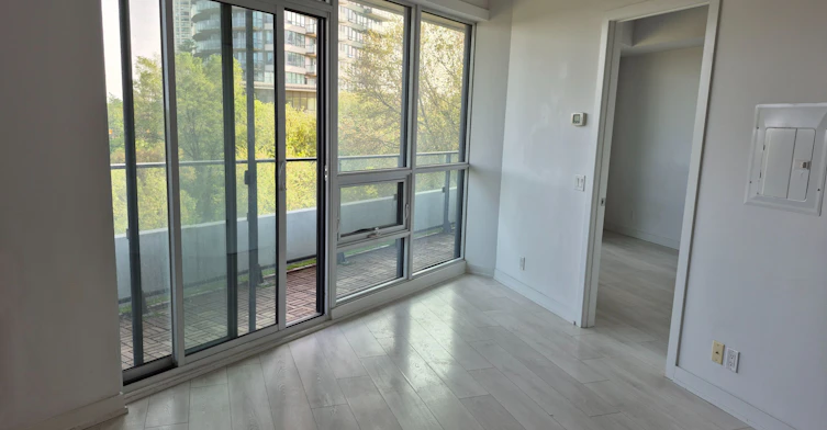 516-2212 Lake Shore Boulevard W, Toronto, ON, M8V 0C2 - 4