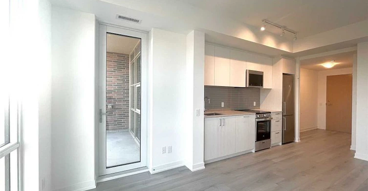330-1787 St. Clair Avenue W, Toronto, ON, M6N 0B7 - 3