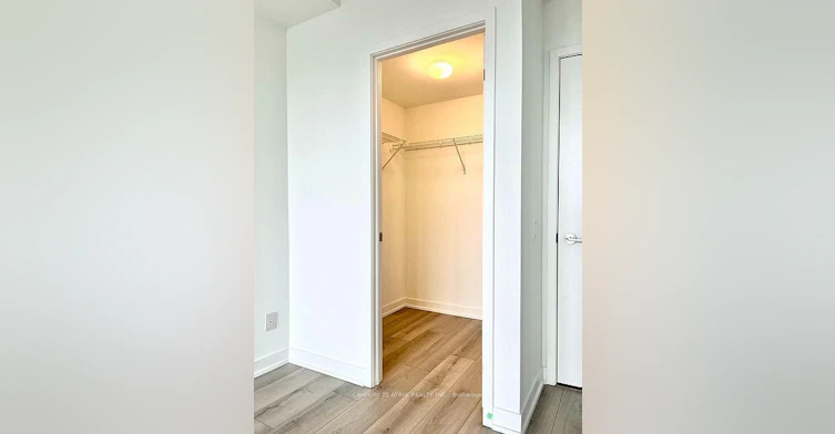 330-1787 St. Clair Avenue W, Toronto, ON, M6N 0B7 - 7