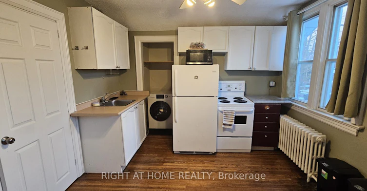 72 Eleventh Street, Toronto, ON, M8V 3G5 - 2