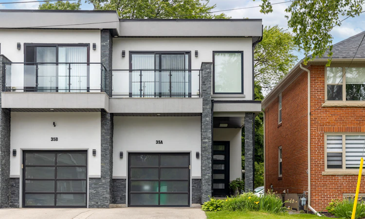 35A Broadview Avenue
