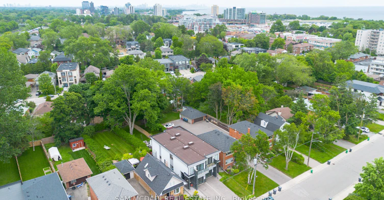 35A Broadview Avenue, Mississauga, ON, L5H 2S8 - 29