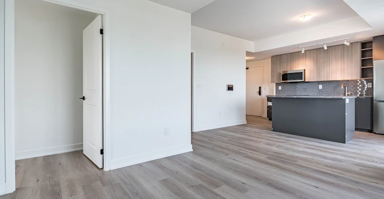 2507-2075 Lakeshore Road, Burlington, ON, L7R 1E2 - 12