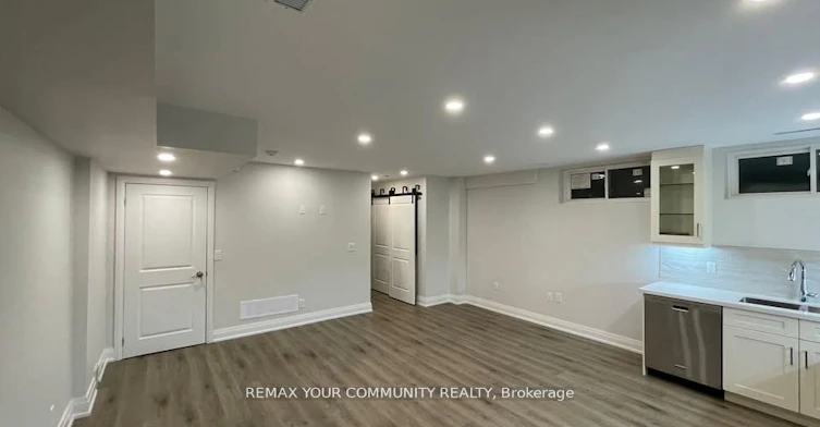 Lower-5 Raymore Drive, Toronto, ON, M9P 1W6 - 7