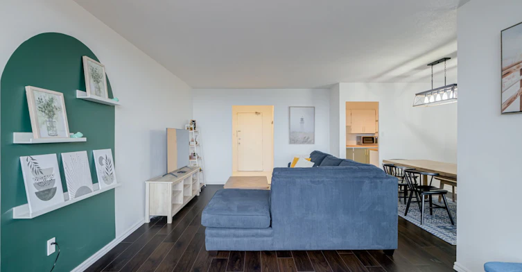 2008-85 Emmett Avenue, Toronto, ON, M6M 5A2 - 6
