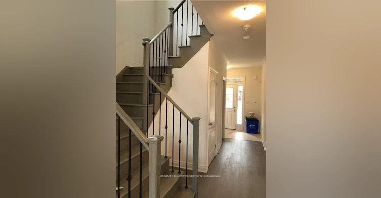 1113 Hamman Way, Milton, ON, L9E 1K2 - 3