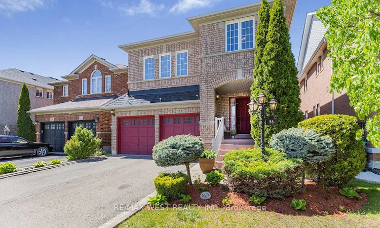 56 Lockheed Crescent