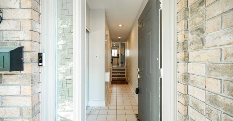 6-1015 Johnson Lane, Mississauga, ON, L5J 2P6 - 3