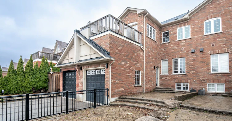 3486 Eglinton Avenue, Mississauga, ON, L5M 7P4 - 34