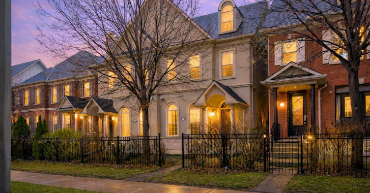3486 Eglinton Avenue, Mississauga, ON, L5M 7P4