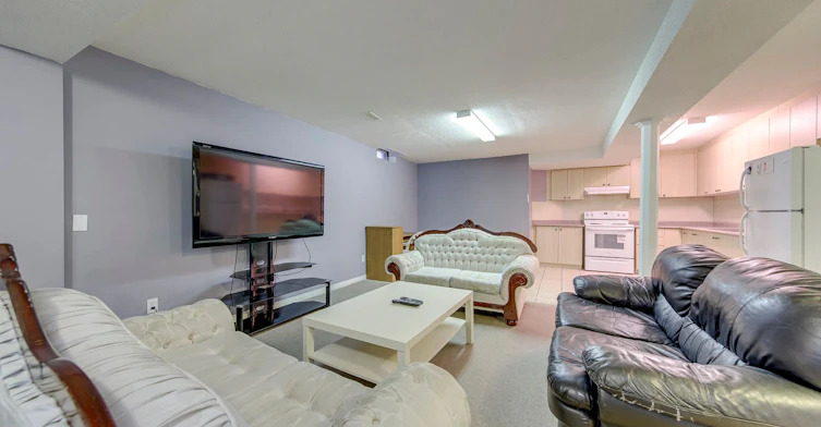 Bsmt-7197 Terragar Boulevard, Mississauga, ON, L5N 7L9 - 7