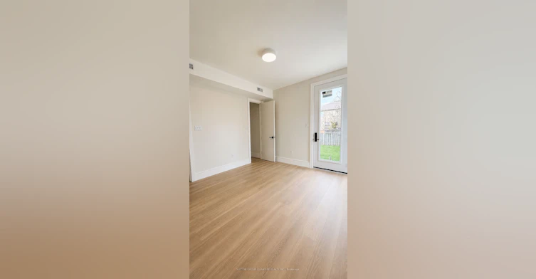 #1-43 Elmwood Avenue N, Mississauga, ON, L5G 3K1 - 13