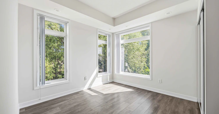 409-120 Canon Jackson Drive, Toronto, ON, M6M 0B8 - 17