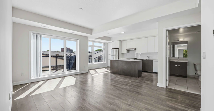 409-120 Canon Jackson Drive, Toronto, ON, M6M 0B8 - 5