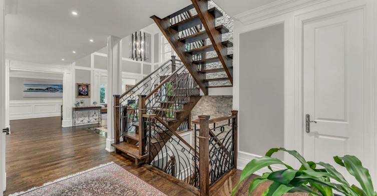 606 Lakeshore Road W, Oakville, ON, L6K 1G5 - 17