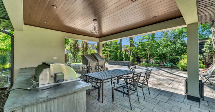 606 Lakeshore Road W, Oakville, ON, L6K 1G5 - 44