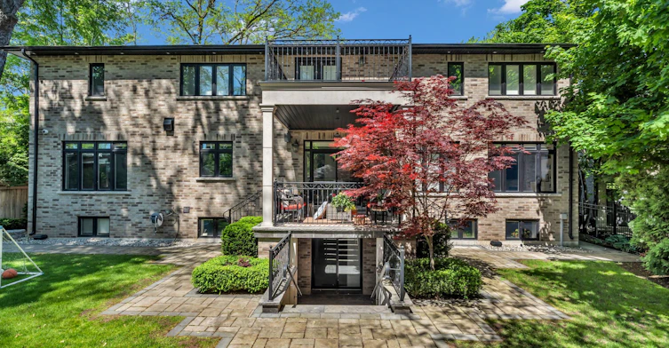 606 Lakeshore Road W, Oakville, ON, L6K 1G5 - 49