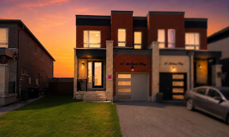 35 Lollard Way