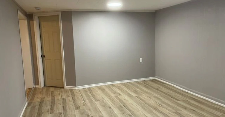 Lower-65 Exbury Road, Toronto, ON, M3M 1P9 - 11