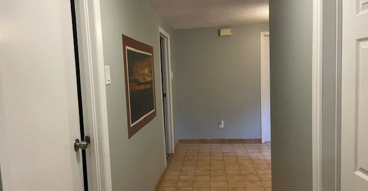 Lower-65 Exbury Road, Toronto, ON, M3M 1P9 - 7