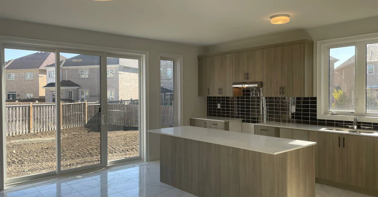 31 Dolomite Drive, Brampton, ON, L6P 4R6 - 7