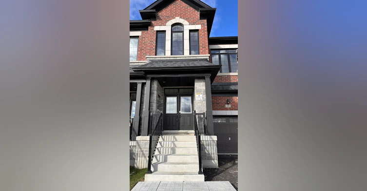 10 Hayrake Street, Brampton, ON, L6Z 3M4