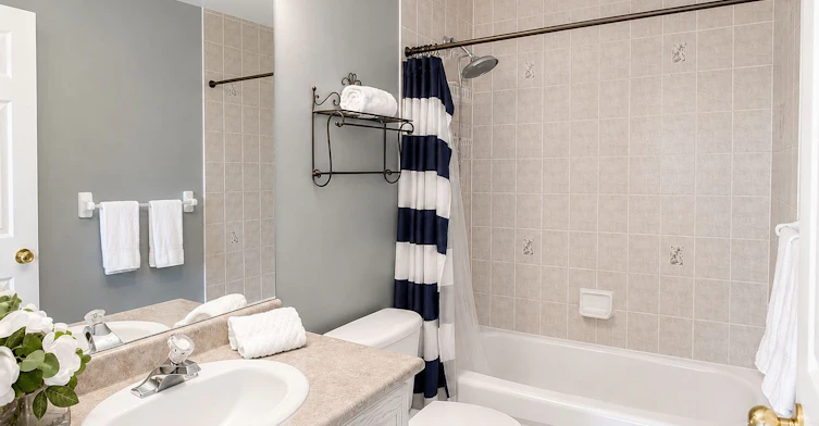 629 Angela Court, Burlington, ON, L7L 7A4 - 9