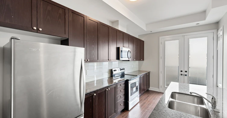 1393 Clarriage Court, Milton, ON, L9E 1L6 - 11
