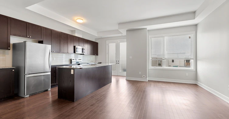 1393 Clarriage Court, Milton, ON, L9E 1L6 - 5