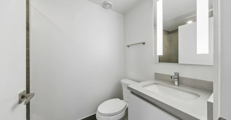 5605-4015 The Exchange N/A, Mississauga, ON, L5B 0N9 - 6