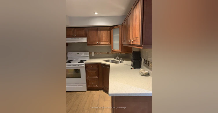 Bsmt-100 Rory Road, Toronto, ON, M6L 3G1 - 5