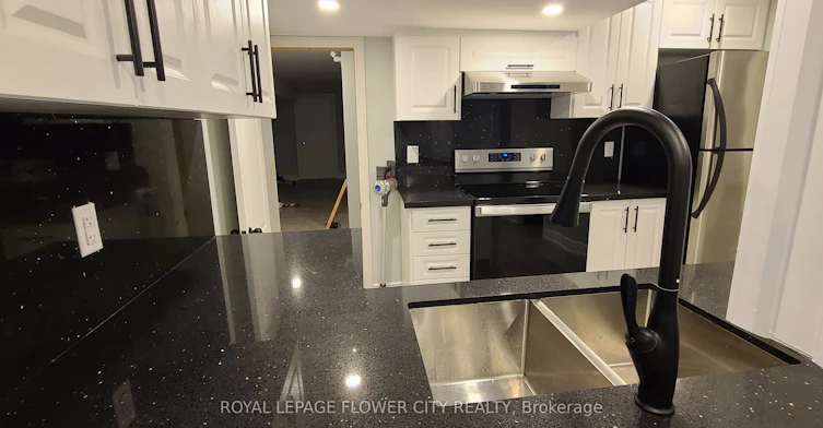 13 Tideland Drive, Brampton, ON, L7A 2W3 - 7