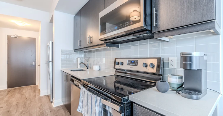 1911-17 Zorra Street, Toronto, ON, M8Z 4Z6 - 6