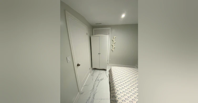 3366 Victory Crescent W, Mississauga, ON, L4T 1L9 - 13