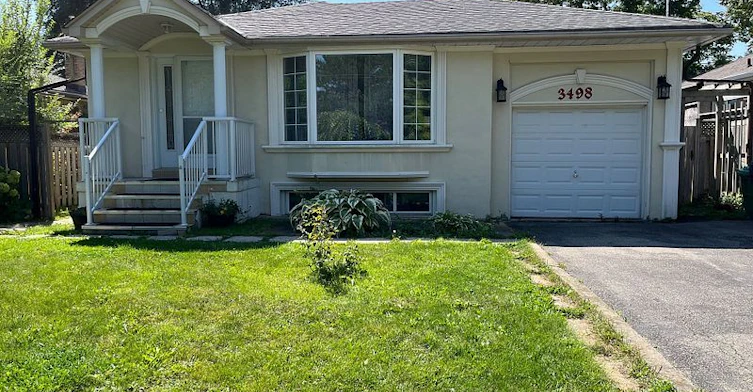 3498 Orion Crescent, Mississauga, ON, L5C 2H8