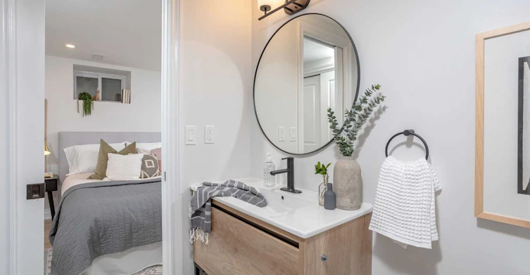 Lower-46 Emerson Avenue, Toronto, ON, M6H 3S8 - 12