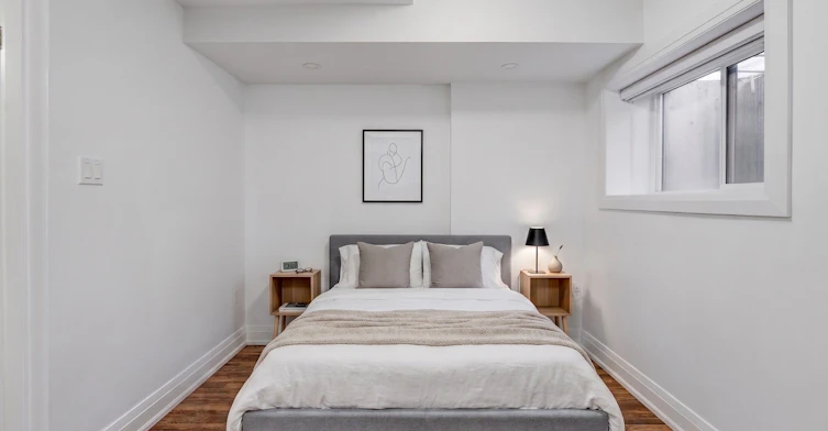 Main/Lower-59 Creekbank Road, Toronto, ON, M6L 0A4 - 3