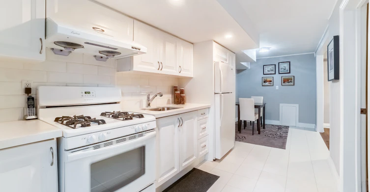 3606 Twinmaple Drive, Mississauga, ON, L4Y 3R1 - 10