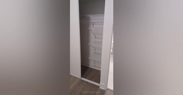 1110-204 Burnhamthorpe Road E, Mississauga, ON, L5A 0B2 - 17
