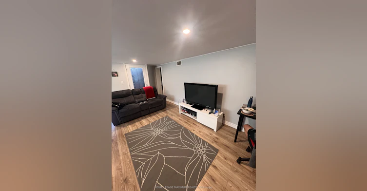 Bsmt #2-16 Langholm Drive, Toronto, ON, M3M 2R6 - 5