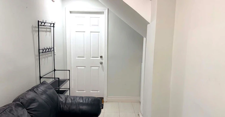 Lower-10 Sanford Crescent, Brampton, ON, L6S 2C3 - 3