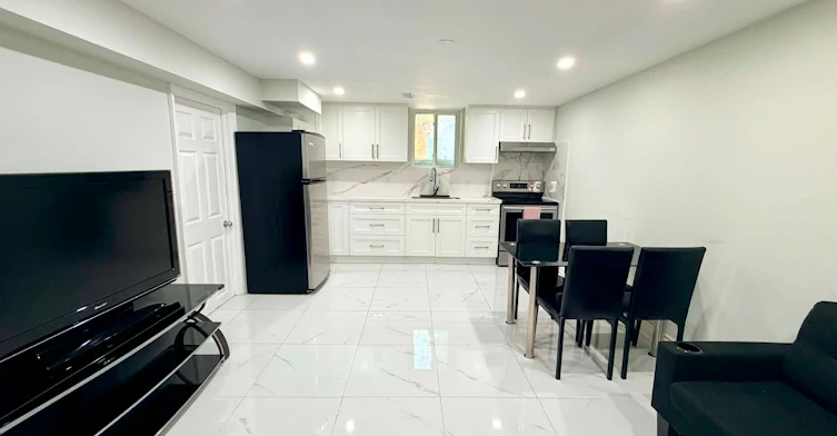 Lower-10 Sanford Crescent, Brampton, ON, L6S 2C3 - 6