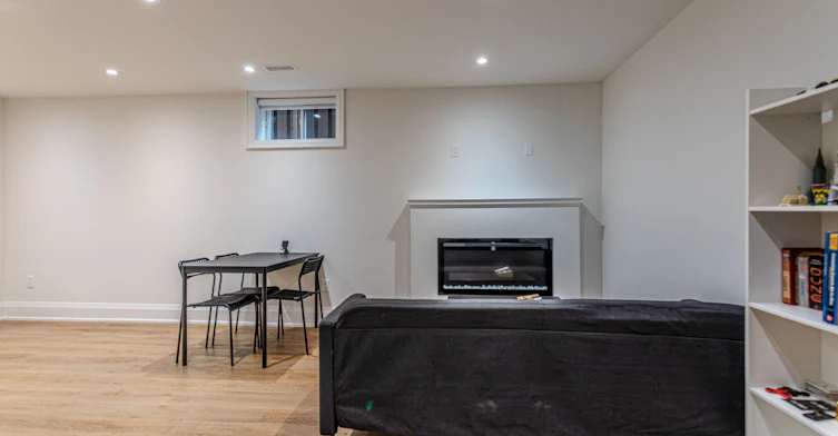 Basement-79A Laburnham Avenue, Toronto, ON, M8W 1S6 - 15
