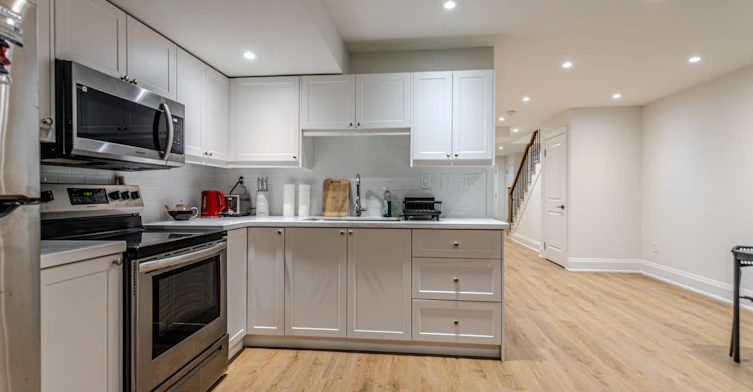 Basement-79A Laburnham Avenue, Toronto, ON, M8W 1S6 - 12