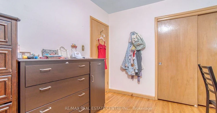 314 Strathcona Drive, Burlington, ON, L7L 2E1 - 16